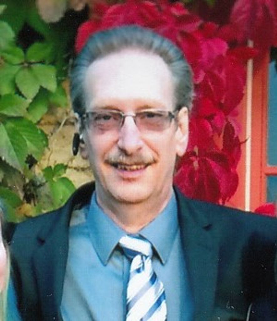 Daniel Deering