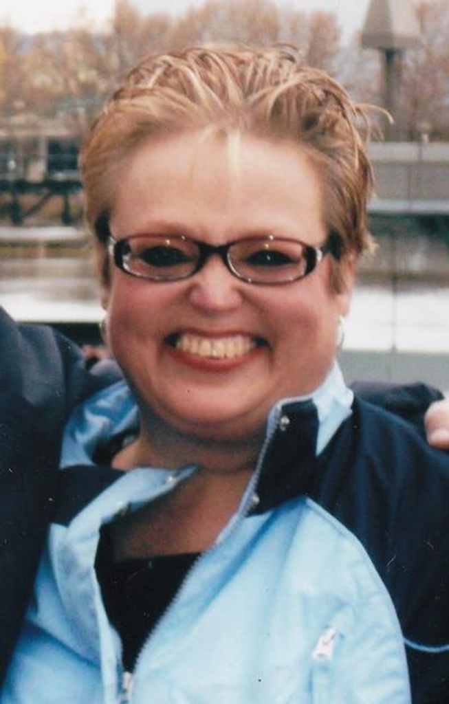 Leslie Elaine Thompson