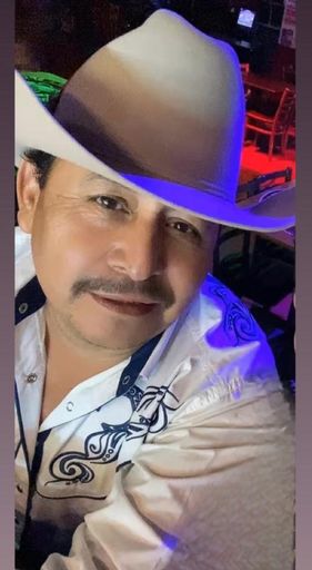 Gilberto Barrios Quintanilla's obituary image