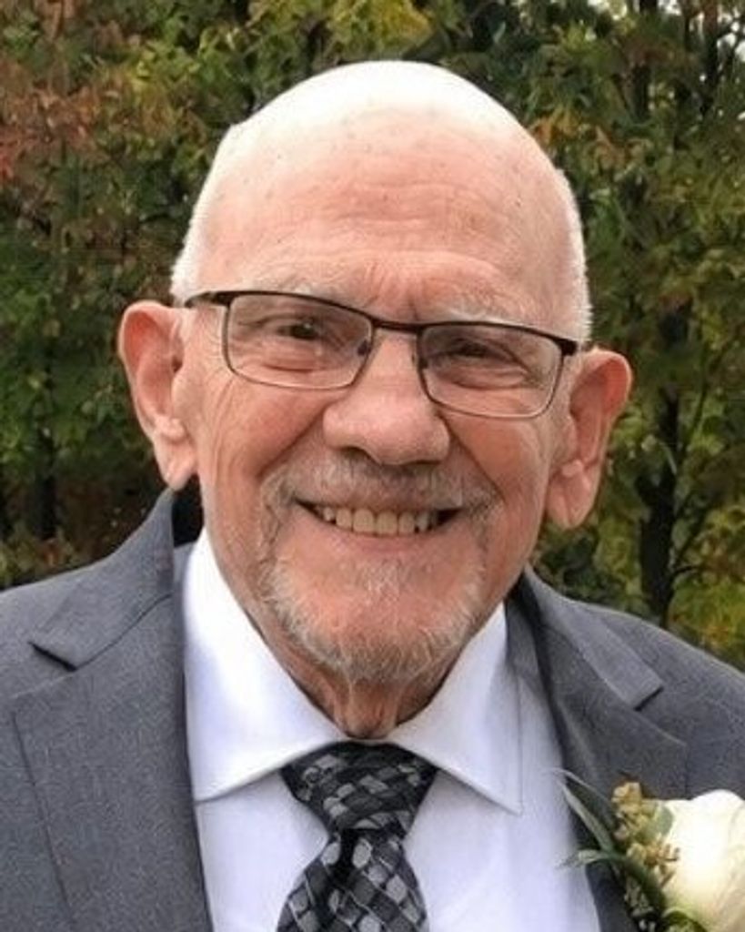 Robert Lee Munnell Profile Photo