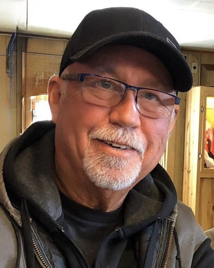 Dennis Ralph Hanson Profile Photo