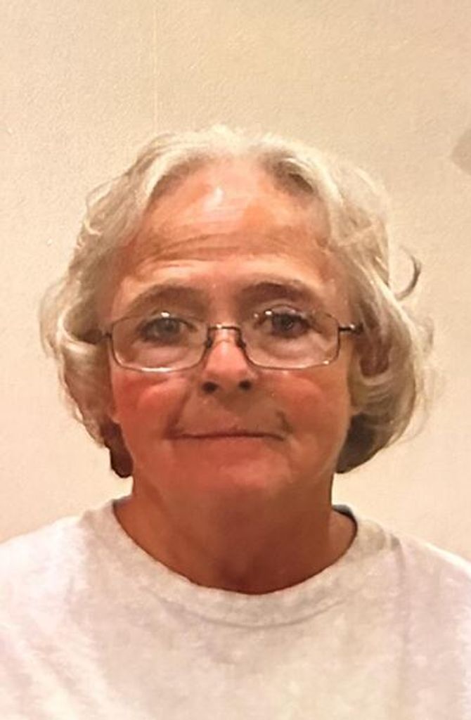 Ellen Loras Hall Profile Photo