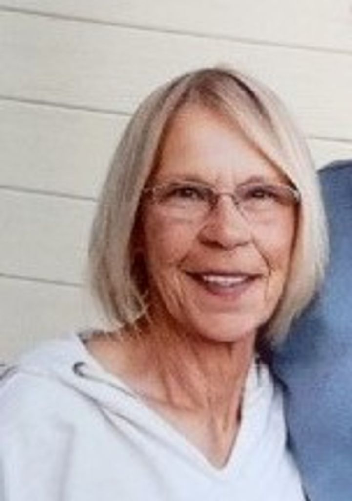 Shirley Jean (Carlsen)  McLouth