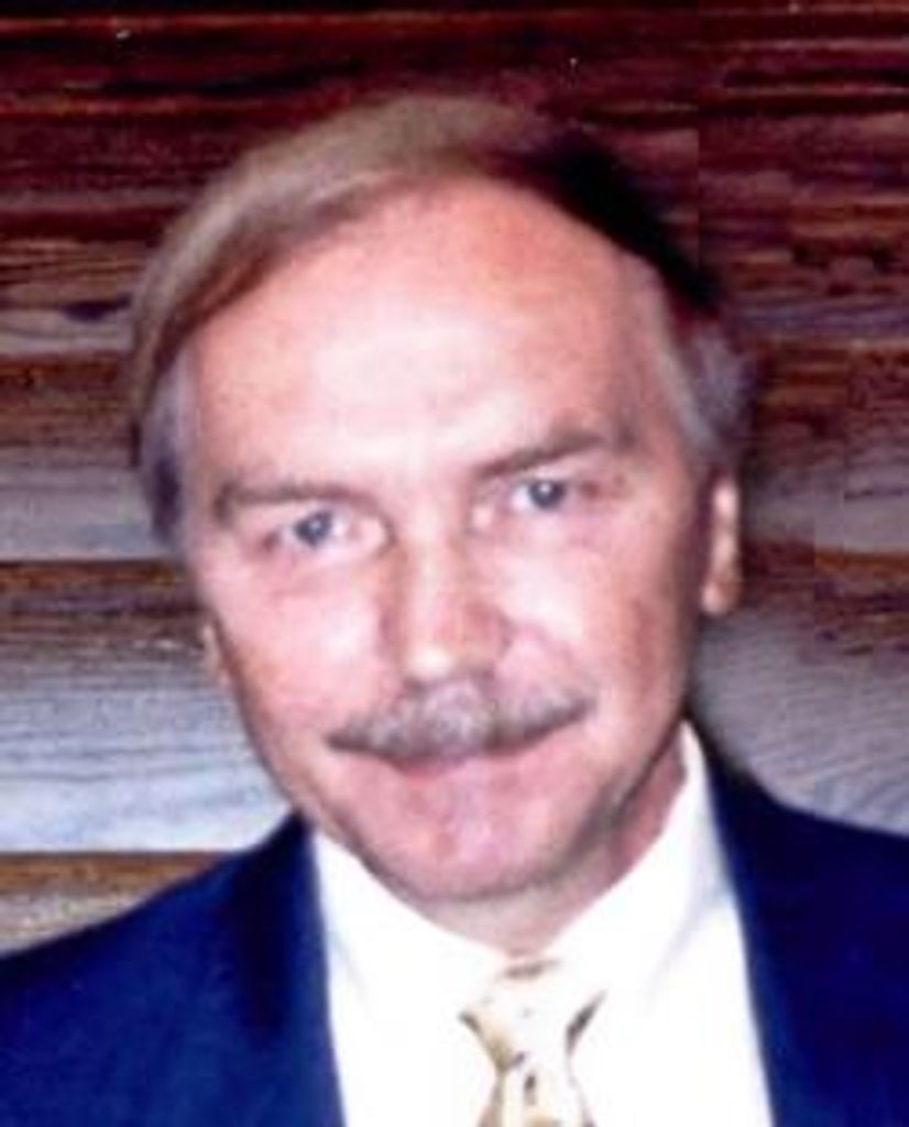 Daniel Simonik Profile Photo