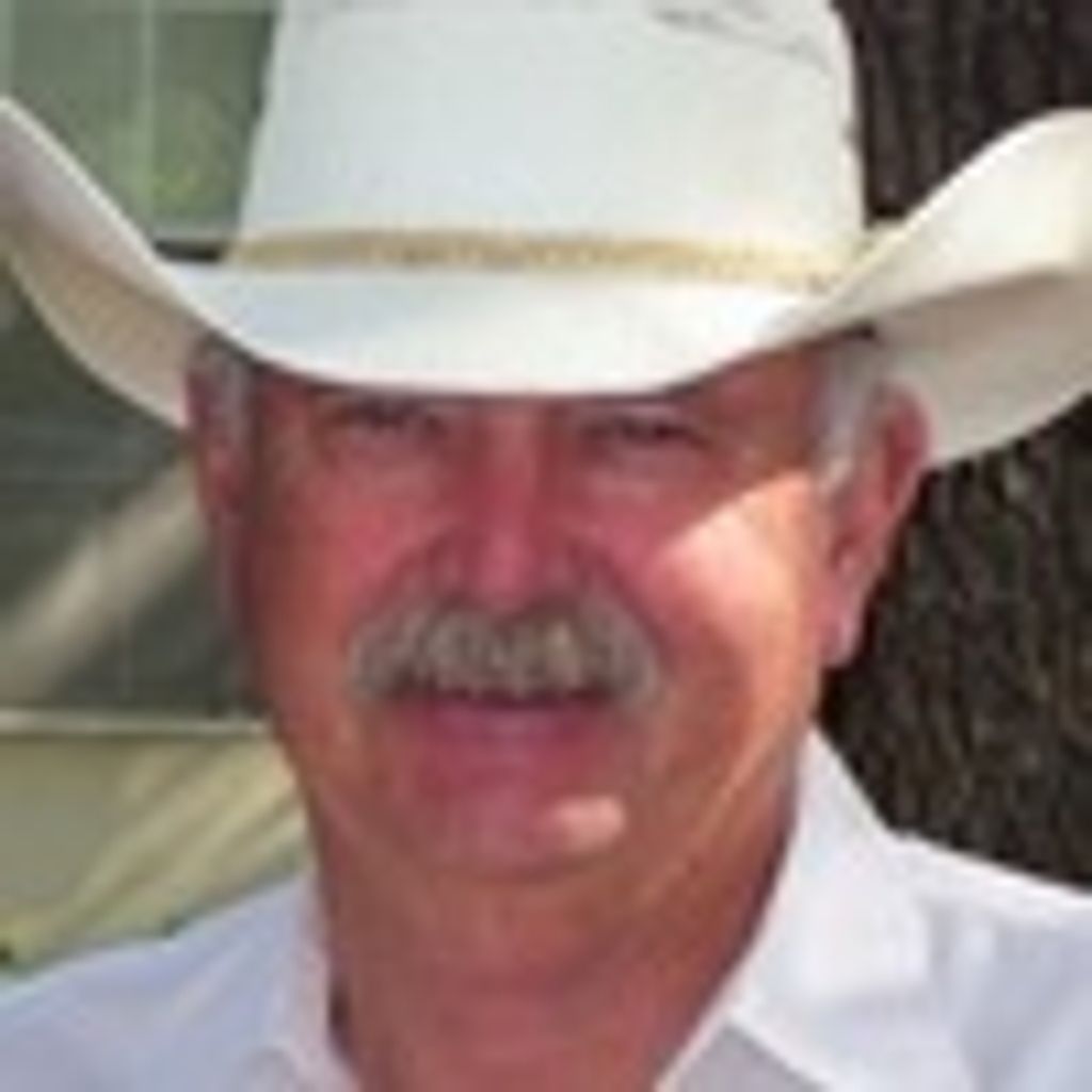 Kenneth Bennett Profile Photo
