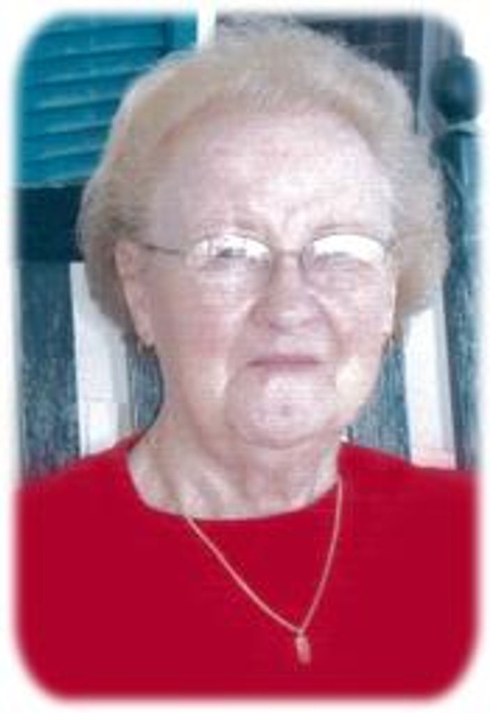 Lola Edwards