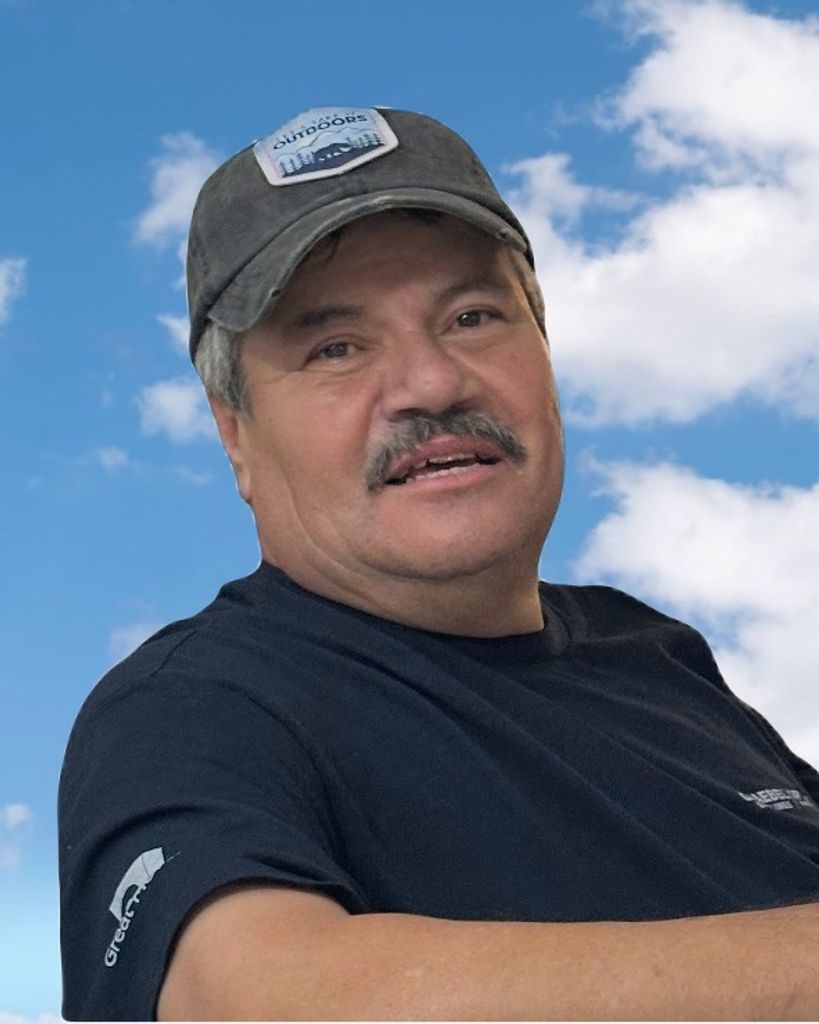 Salvador Navarro Profile Photo