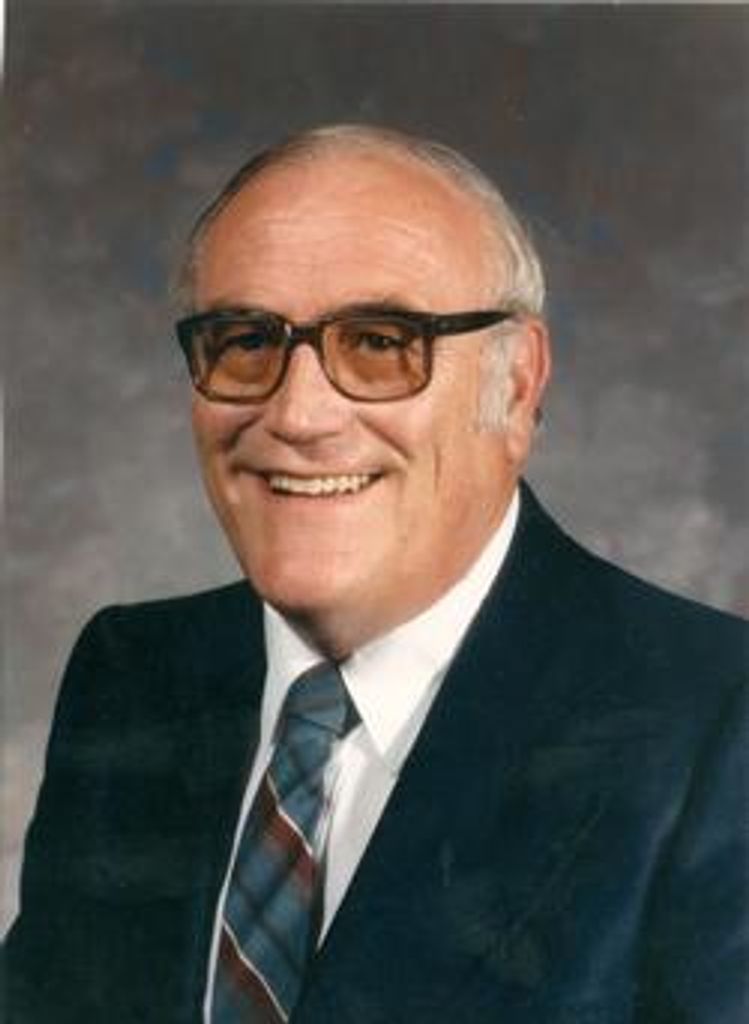 Donald E. Lumpkin