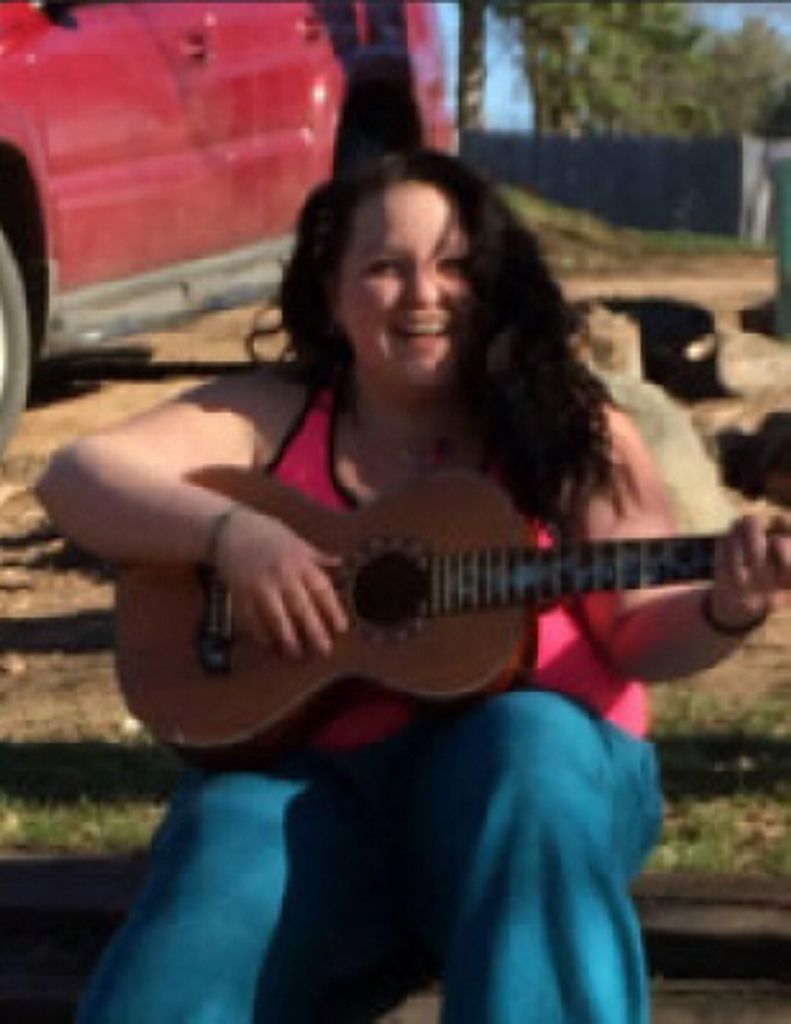 Sunny Joanne Neveu Profile Photo