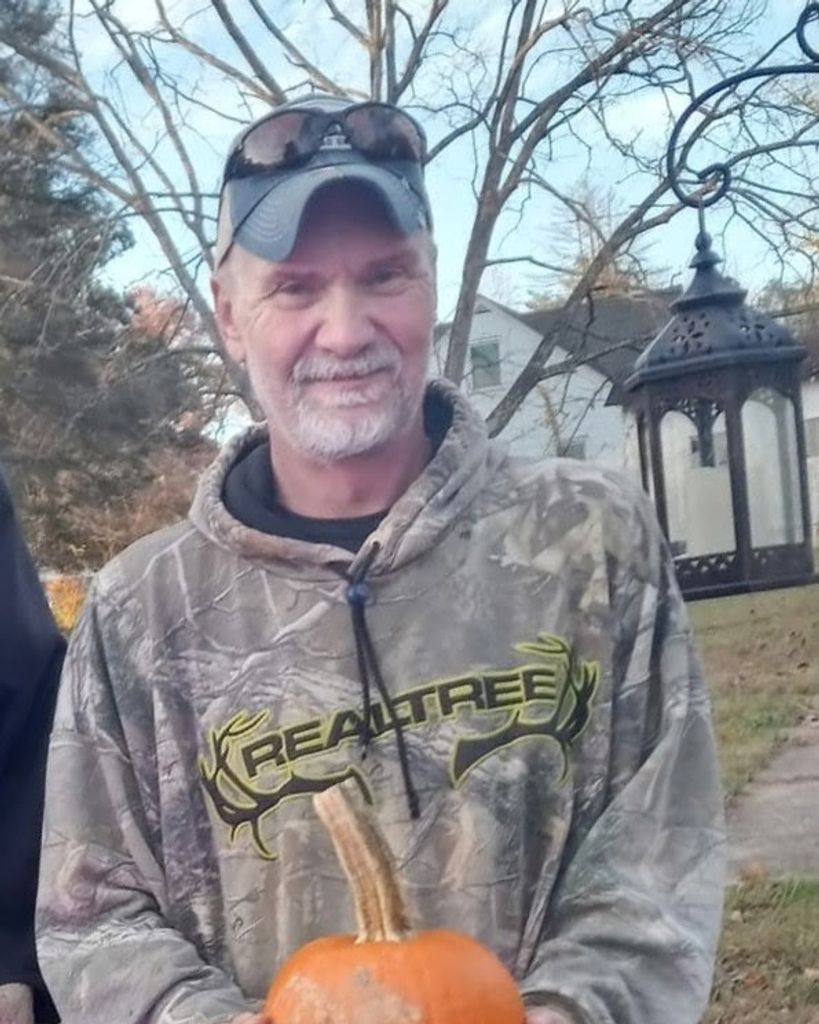 Charlie Sanders Profile Photo