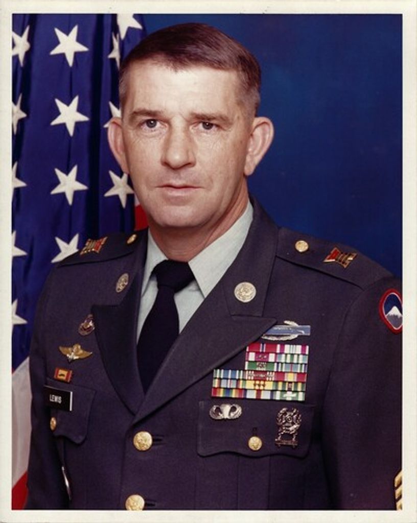Kenneth Lewis Profile Photo