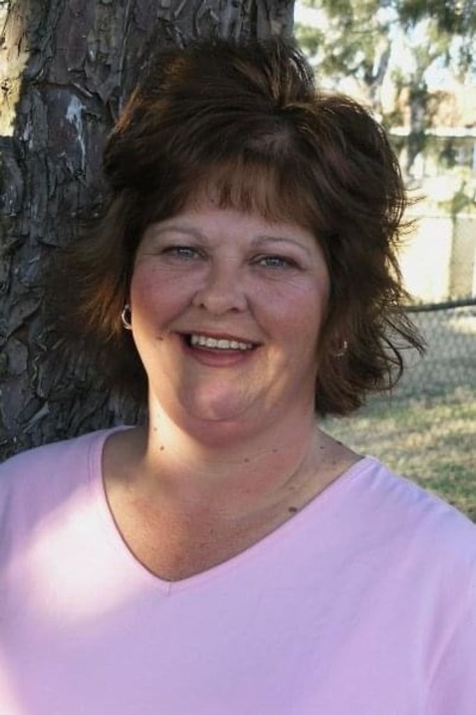 Lesa Gale Dixon Profile Photo
