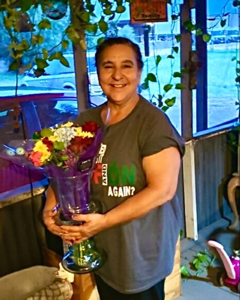 Santa Lara Salazar