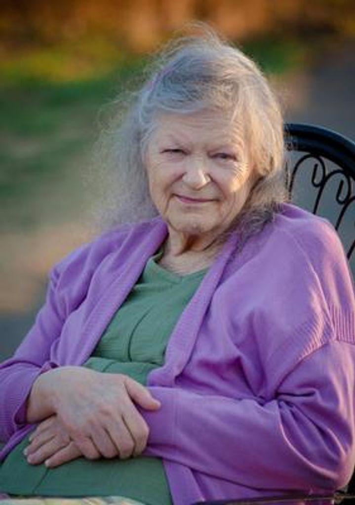 Laura Collmar Profile Photo