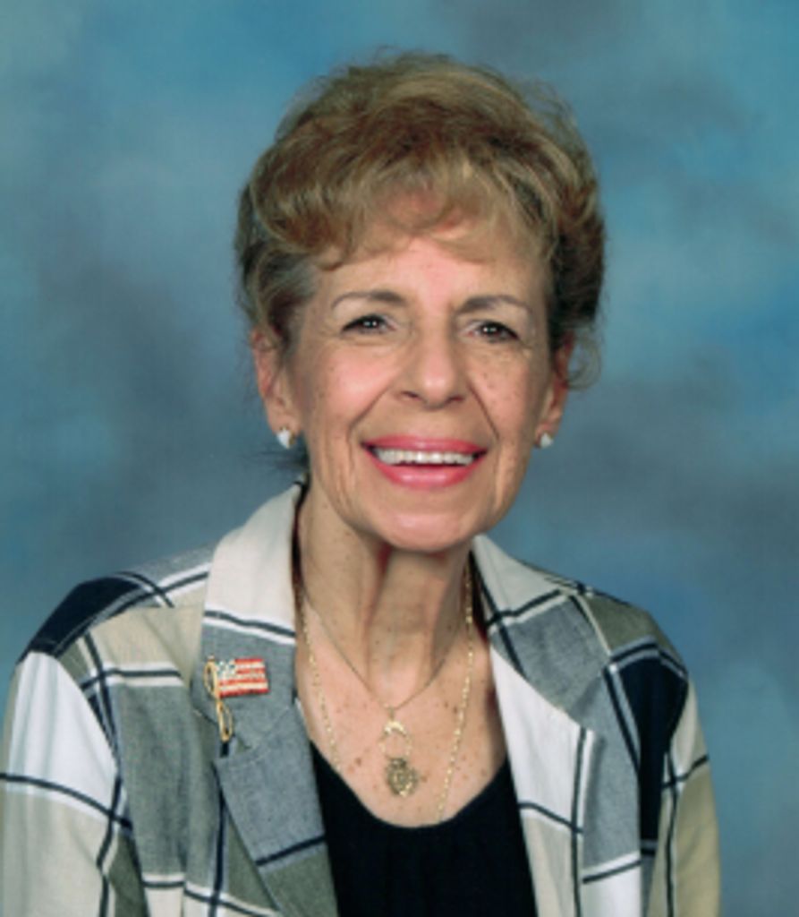Elaine Defrancisco Profile Photo