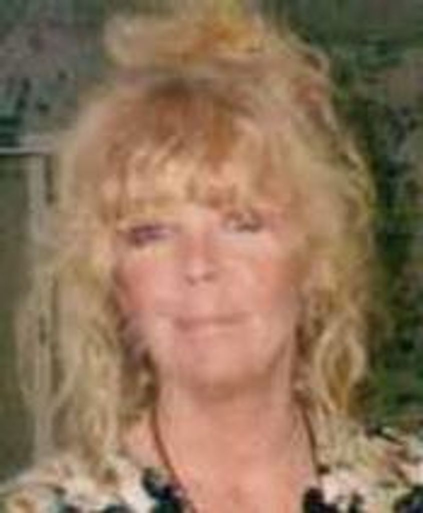 Darlene Bouchard Erzen