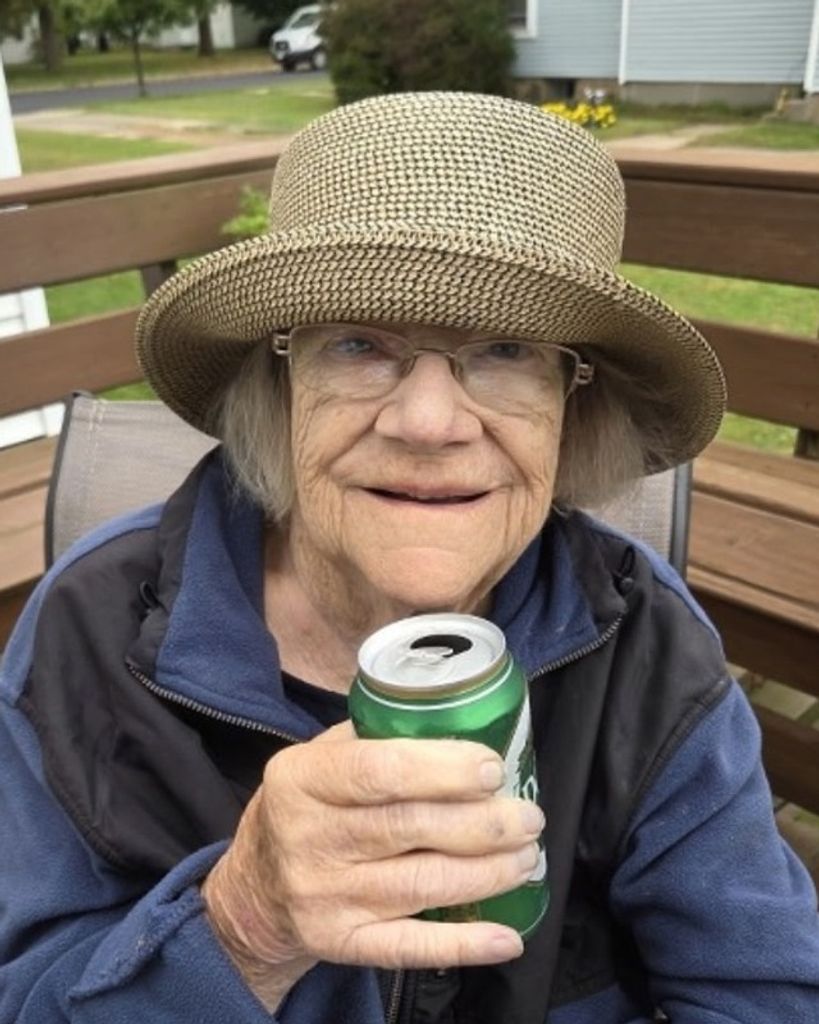 Carol Jean Burzinski Profile Photo