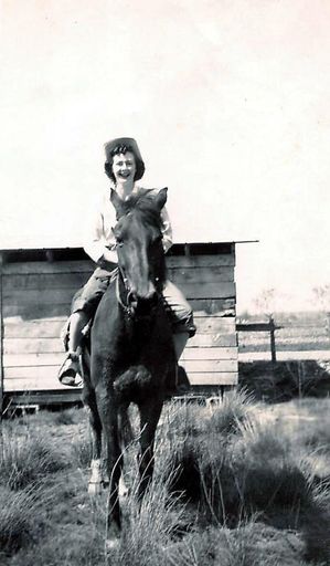 Martha Ann Segars photo gallery thumbnail 66 of 122