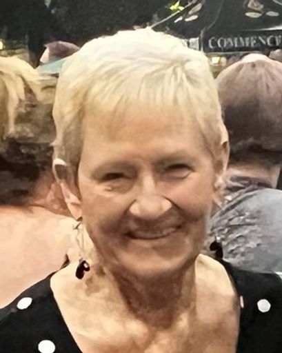 Linda Pat (Moyers)  Gibbs Profile Photo
