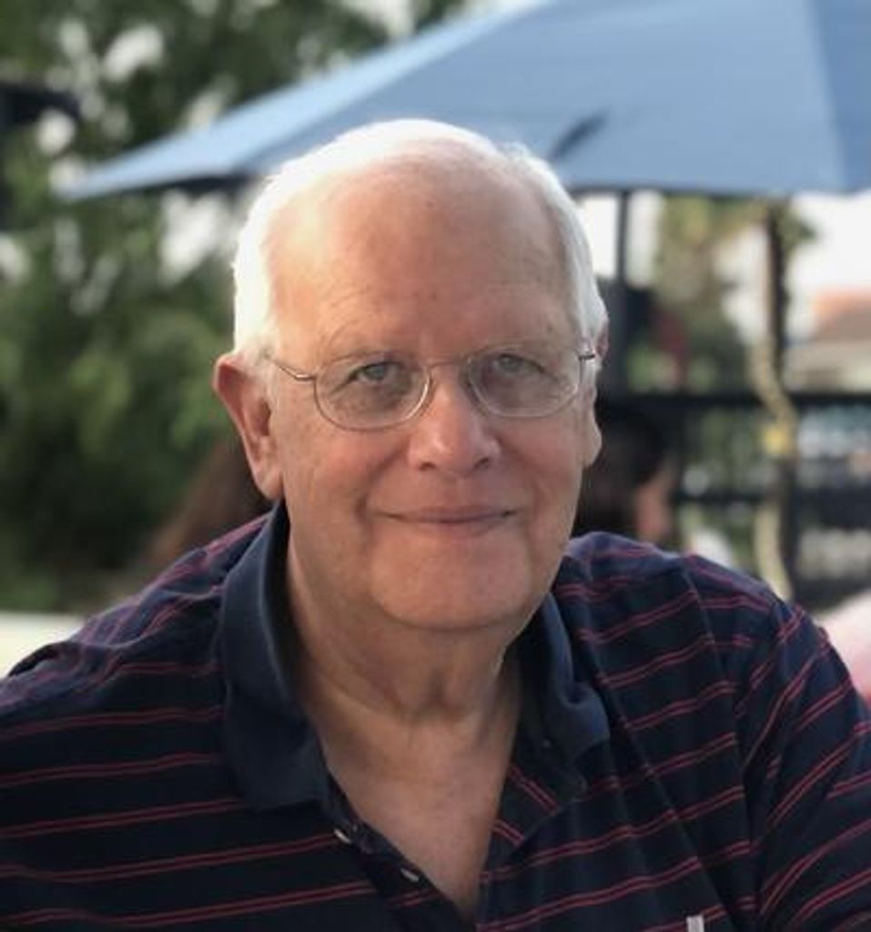 Robert Martin Canuteson Profile Photo