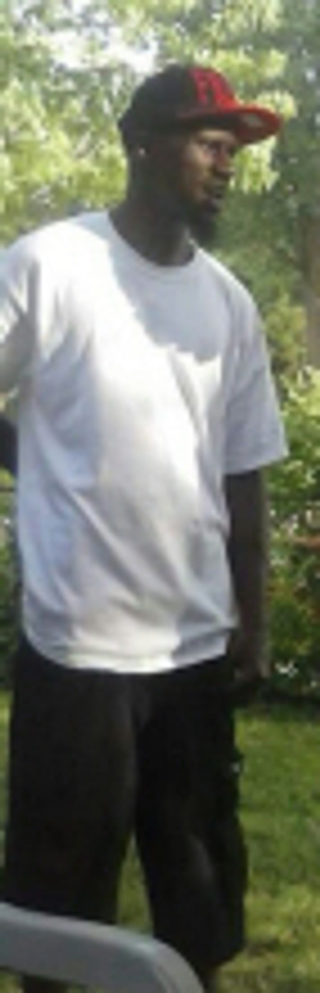 Desmond Lee Fane photo gallery image 1 of 5