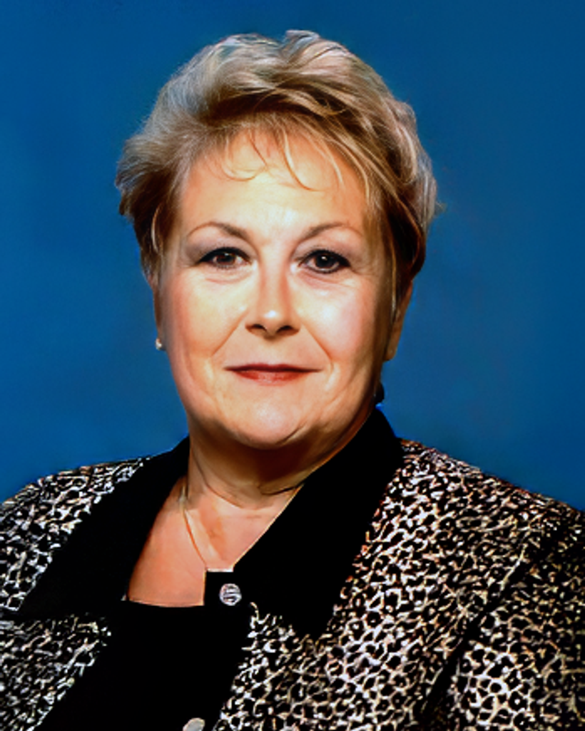 Gloria "Jeanne" McKenzie Bennett