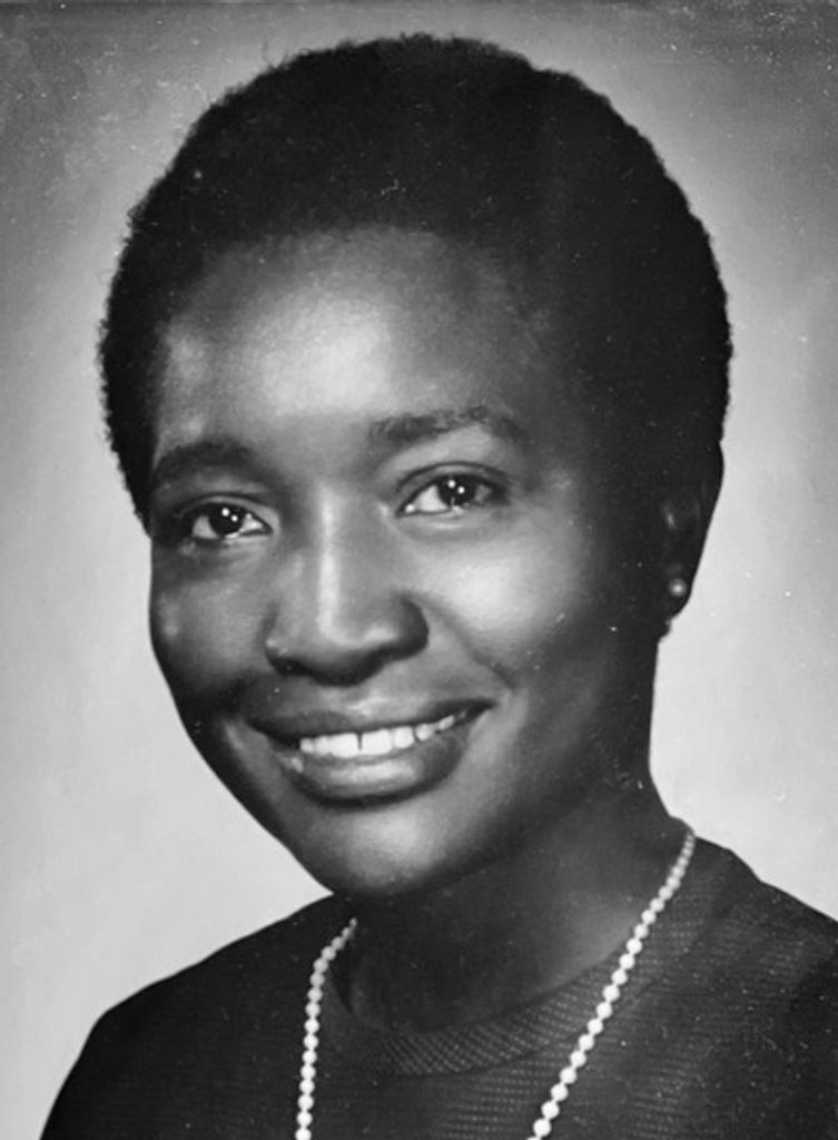 Dr. Carrie Harris Profile Photo