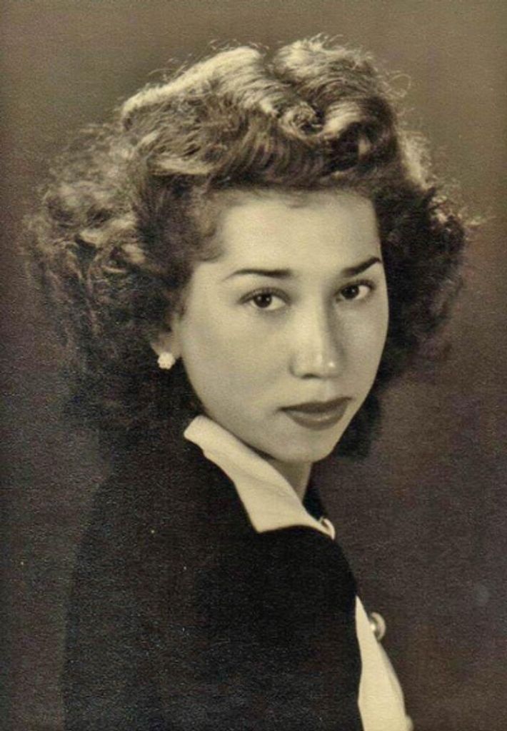 Helen Flores Navarro Profile Photo