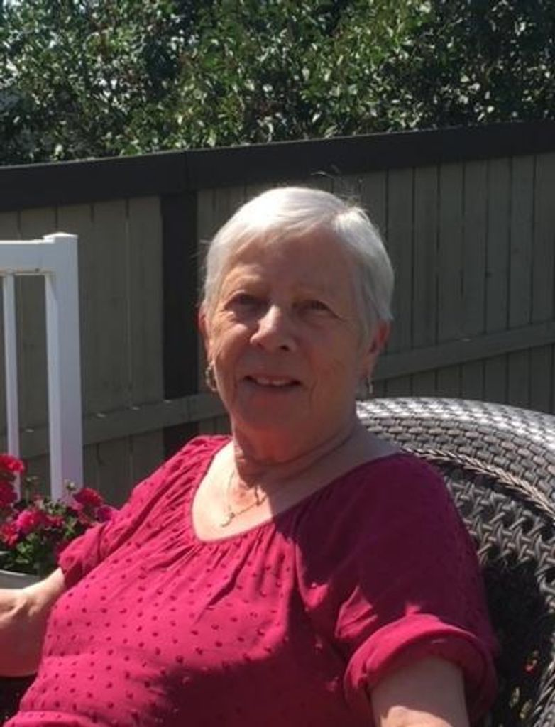 Margaret Denvir White Profile Photo