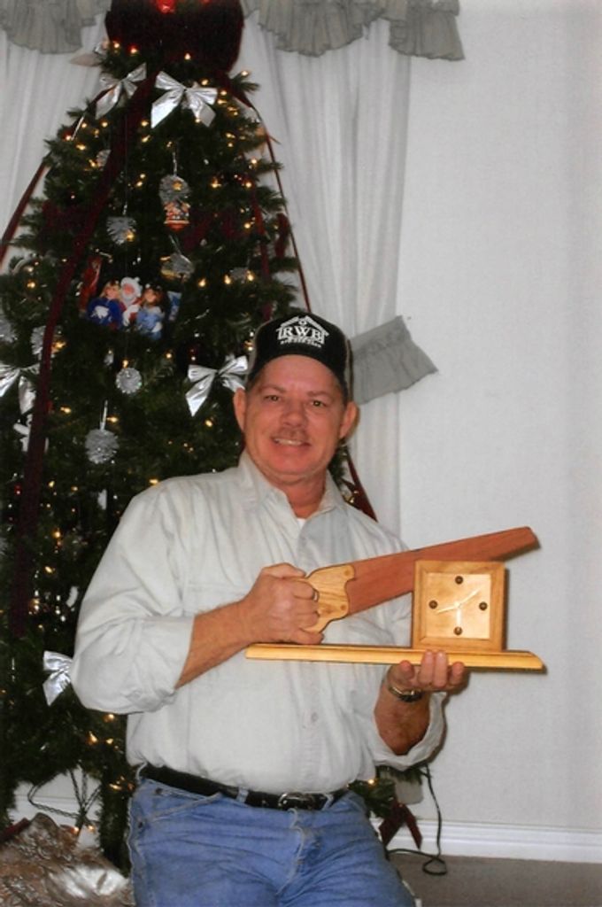 Robert "Robbie" L. Woosley