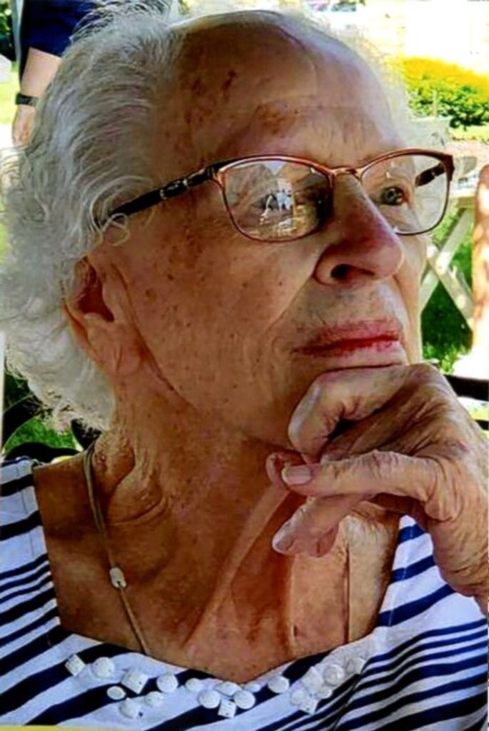 Georgianna "Jo" Boesdorfer