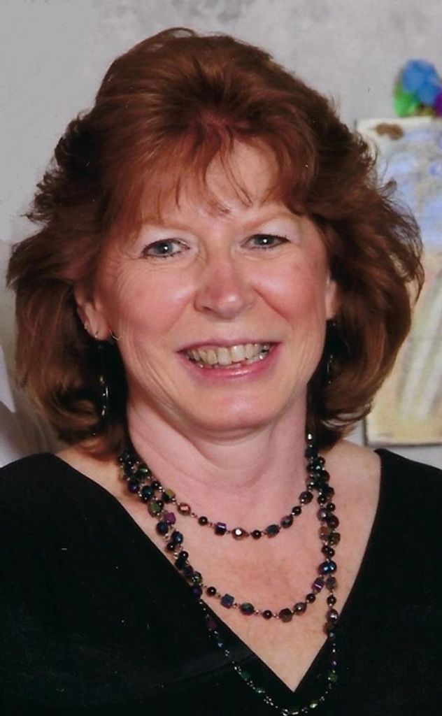 Lora Lynn Thompson Profile Photo