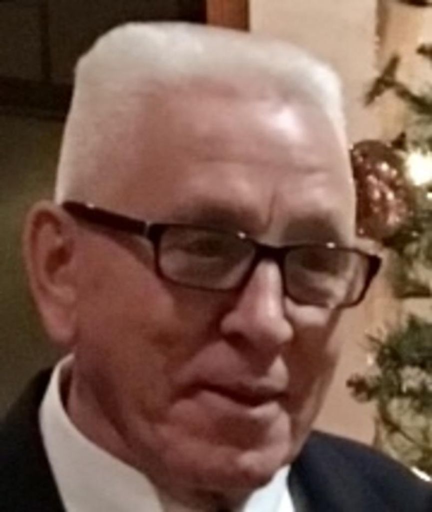 Carl Eugene Pyles Profile Photo