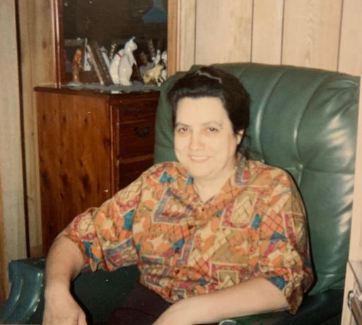 Shirley (Wells)  Fields photo gallery thumbnail 16 of 152