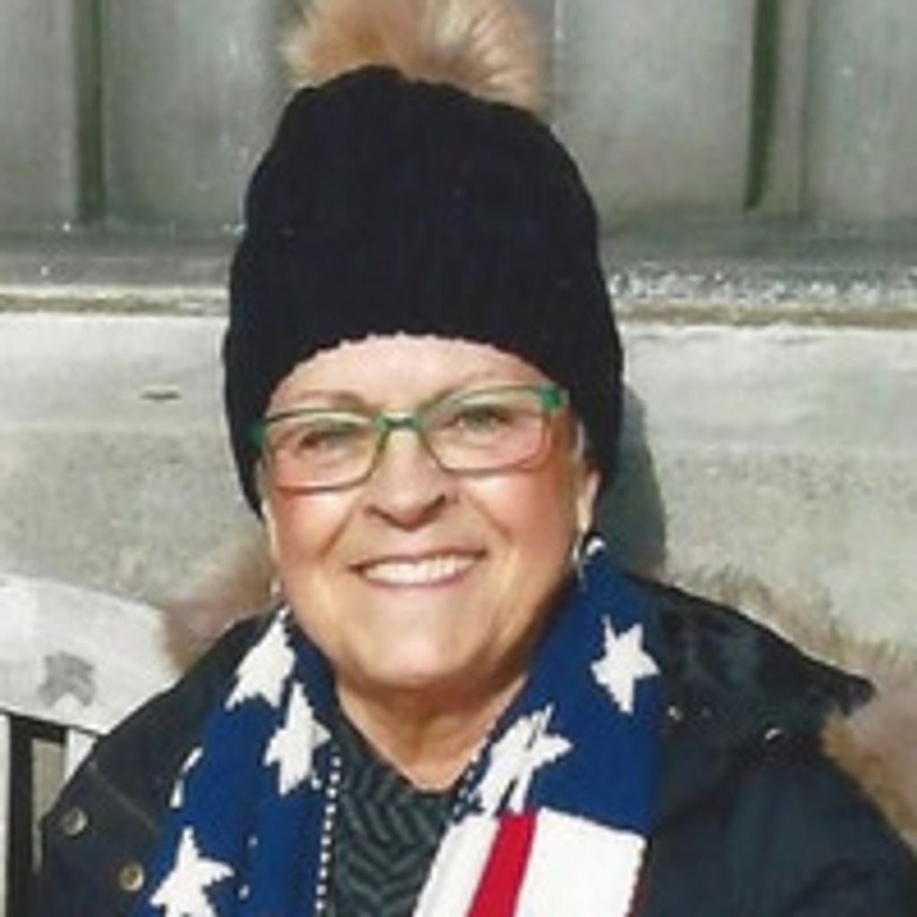 Lorraine Lowden