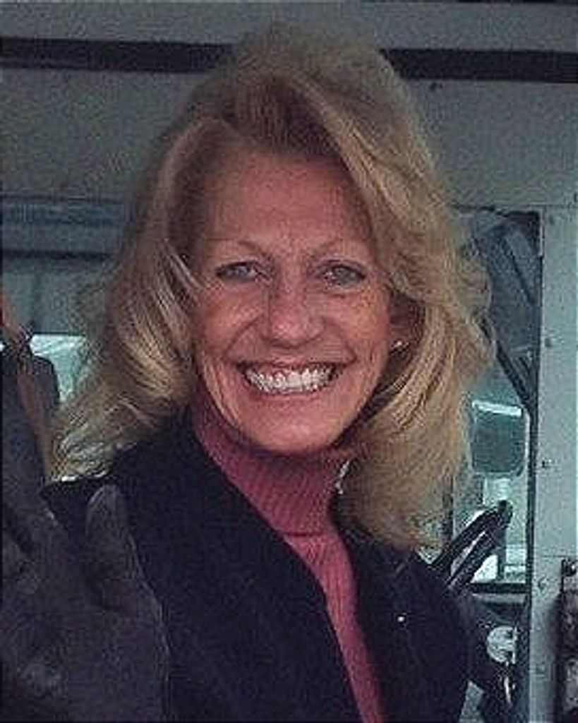 Victoria Suzanne Marshall Profile Photo