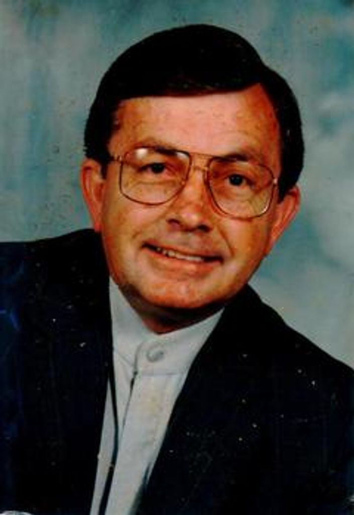 Walter Russell Kitchens