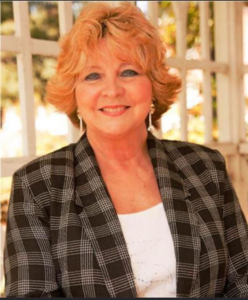 Theresa K Holland Profile Photo