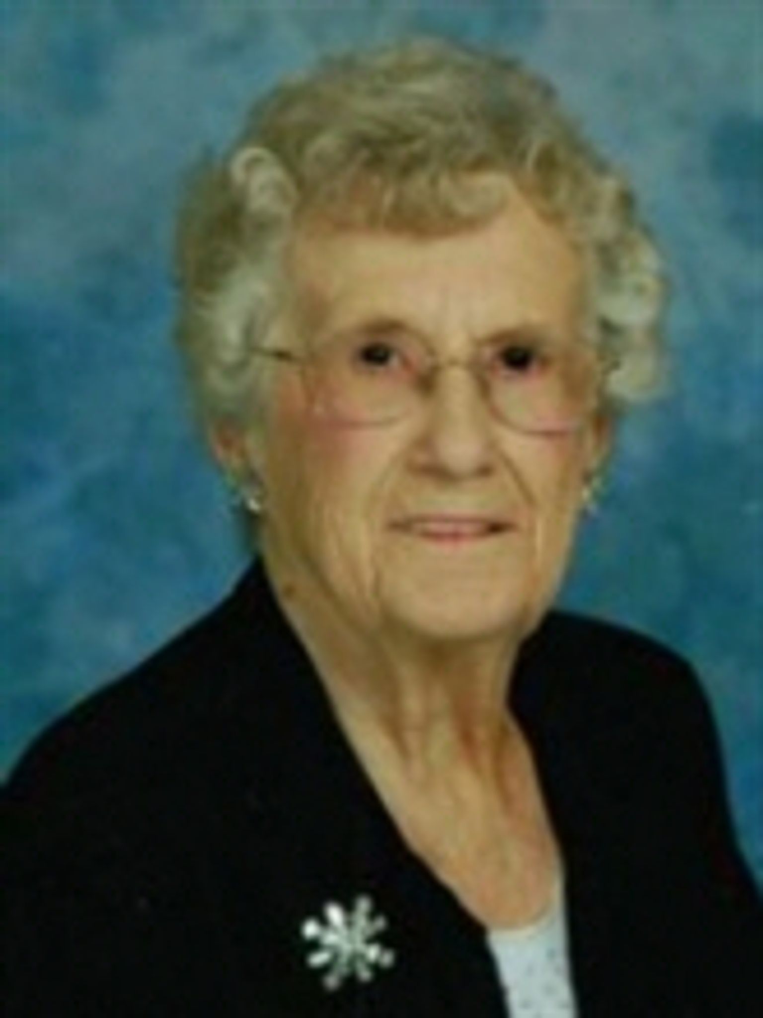 Orelda Edler photo gallery image 1 of 2