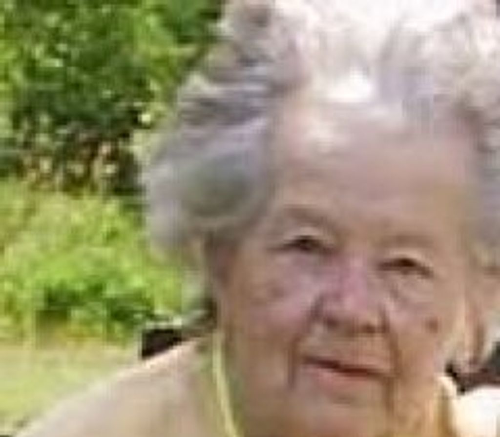 Alice Zozula (Pakki)