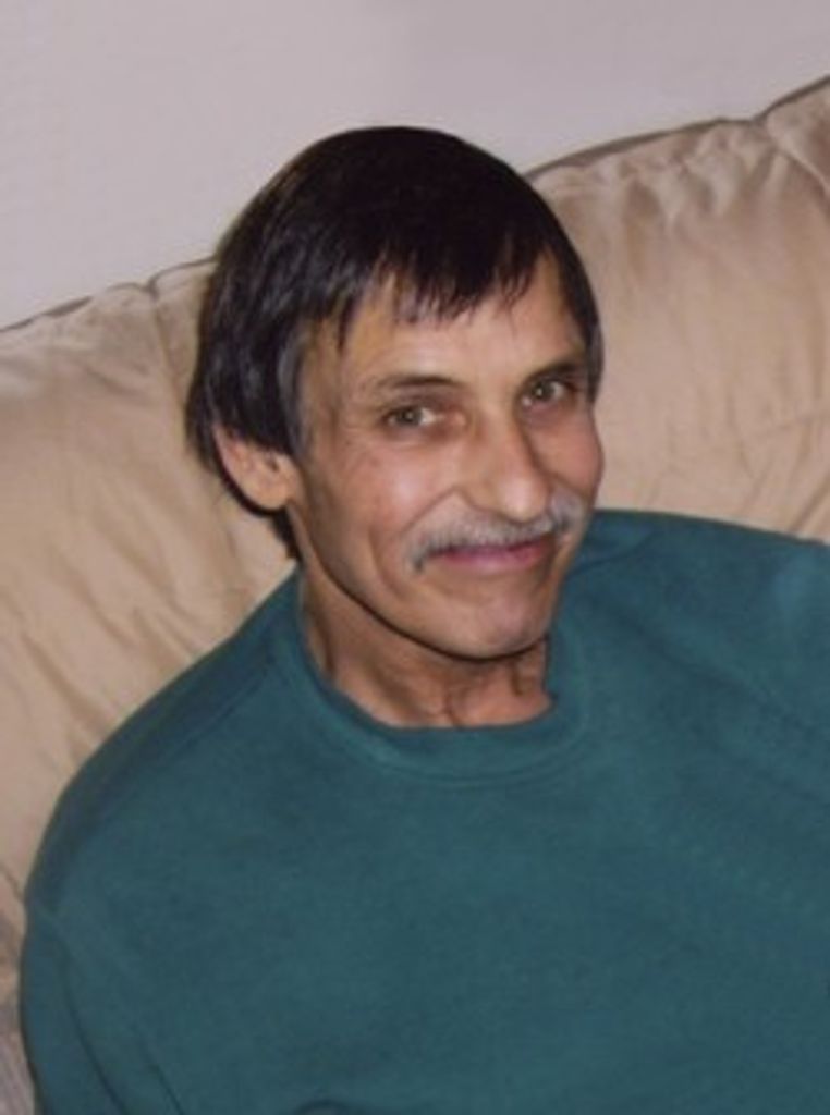 Walter (Tom)  Bergman