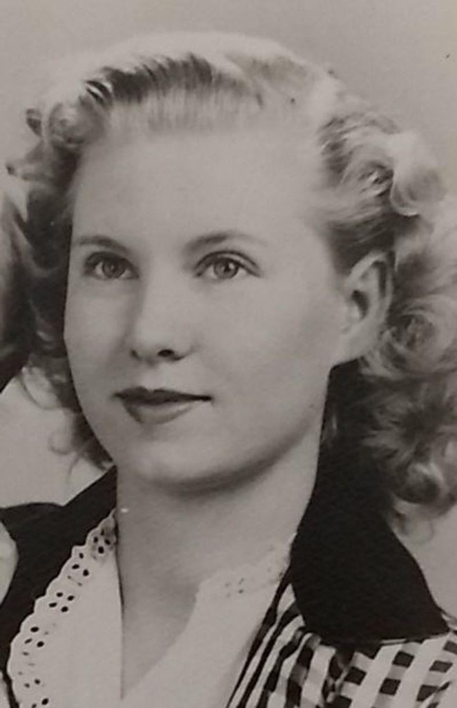 Vivian Lloyd Watkins
