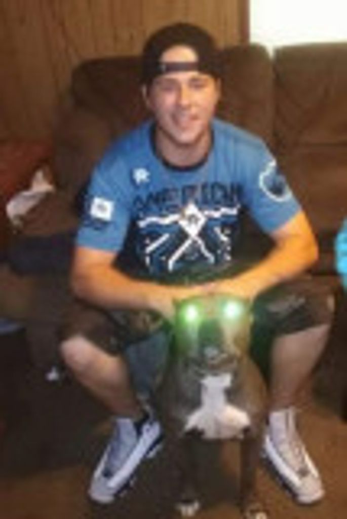 Desmond  Thomas Bennett Profile Photo