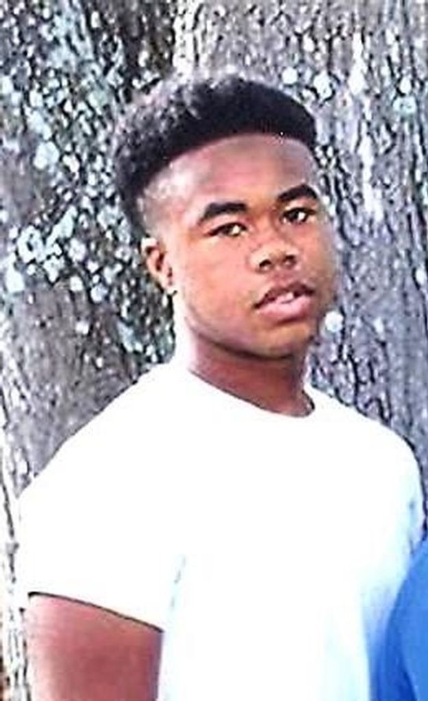 Derrick Lamon Bennett, Jr.