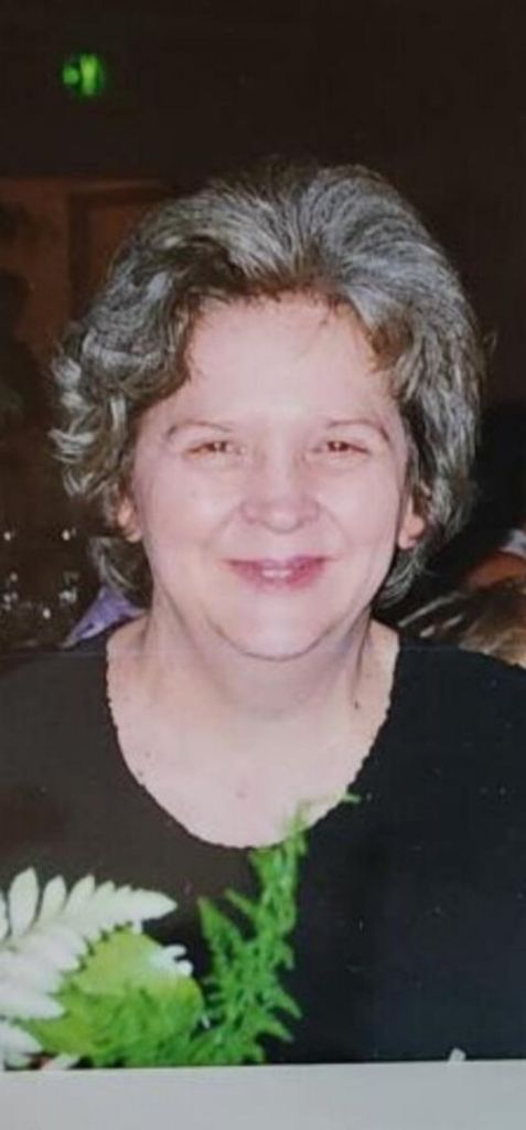 Minnie Zell Tolentino Profile Photo