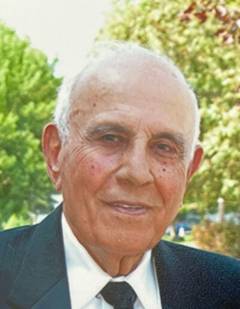 Stavros "Steve" Manousos Profile Photo