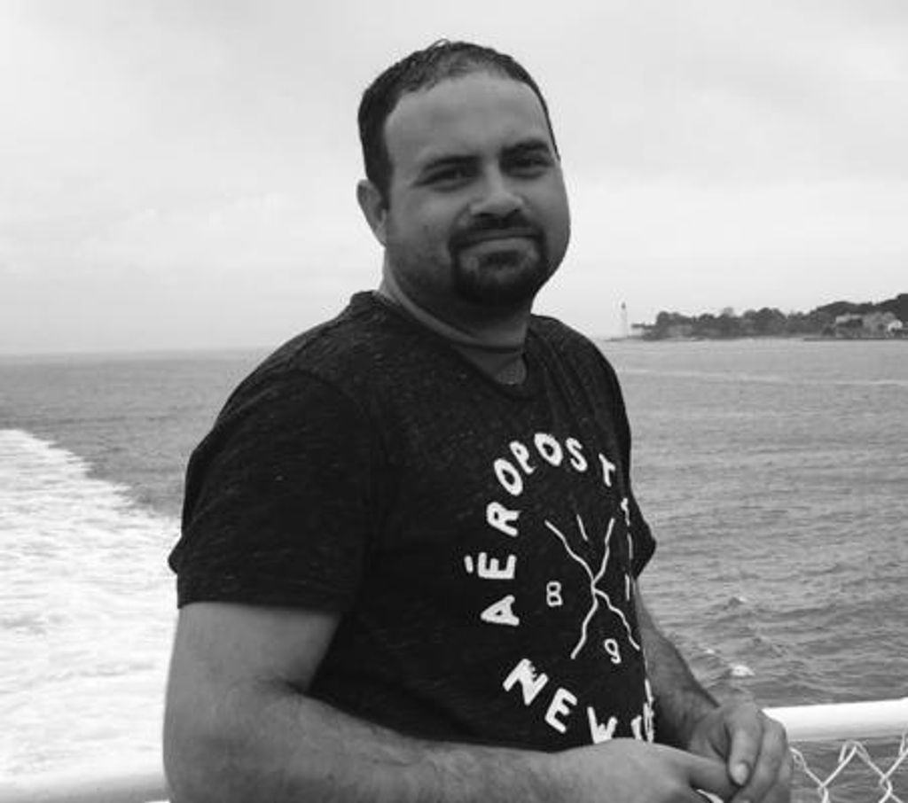 Erik Orlando Colón Profile Photo