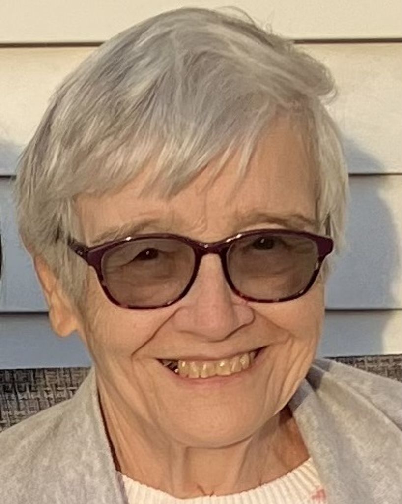 Christina Lou Johnson Profile Photo