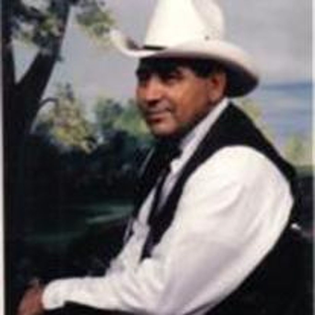 Daniel T Arroyos Profile Photo