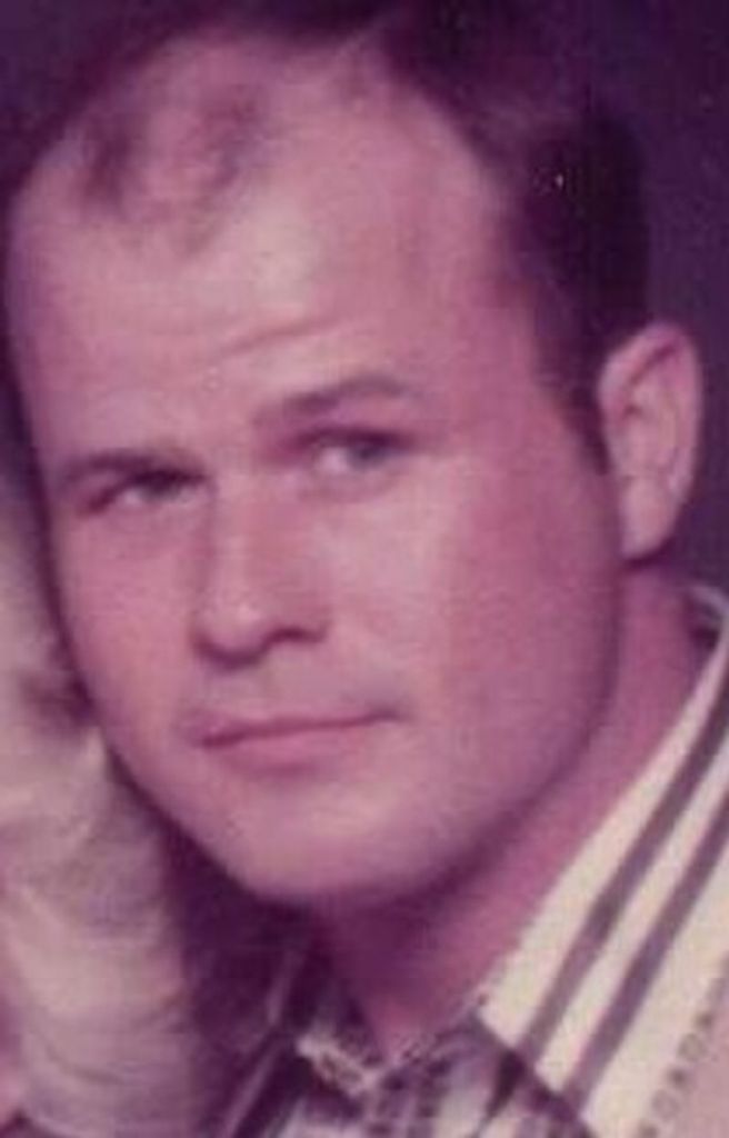 Carl Wayne Renfro Profile Photo